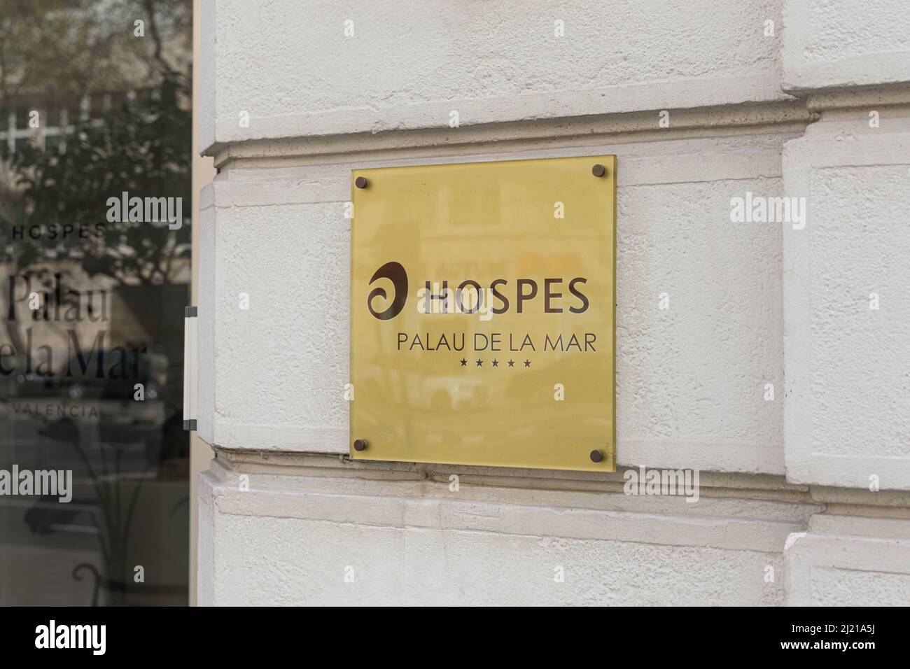 VALENCIA, SPANIEN - 28. MÄRZ 2022: Hoteles Hospes ist ein spanisches Luxushotelunternehmen Stockfoto