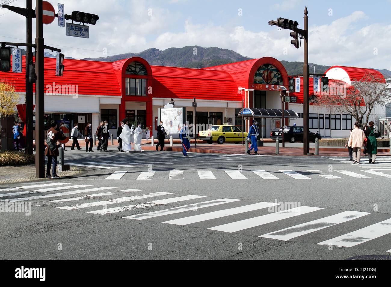 iida, nagano, japan, 2022/24/03 , religiöse Prozession der Mikoshi vor