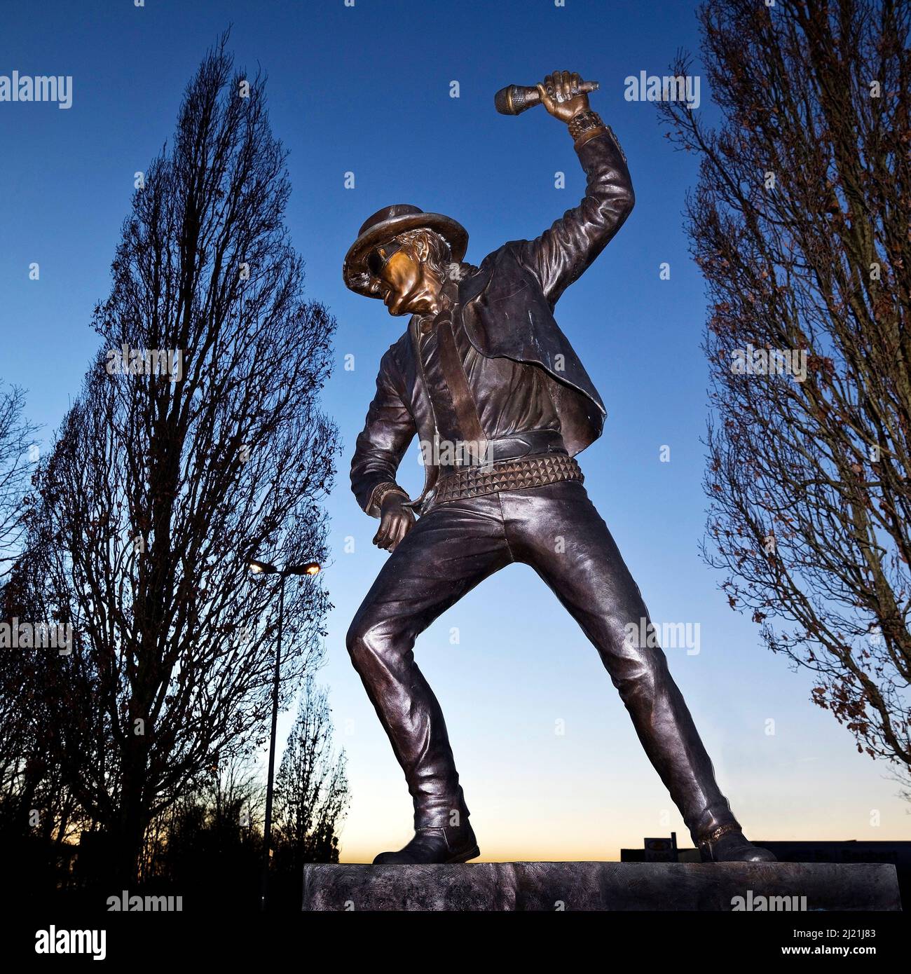 Bronzeskulpturen von Udo Lindenberg in seiner Heimatstadt Gronau, Deutschland, Nordrhein-Westfalen, Münsterland, Gronau Stockfoto