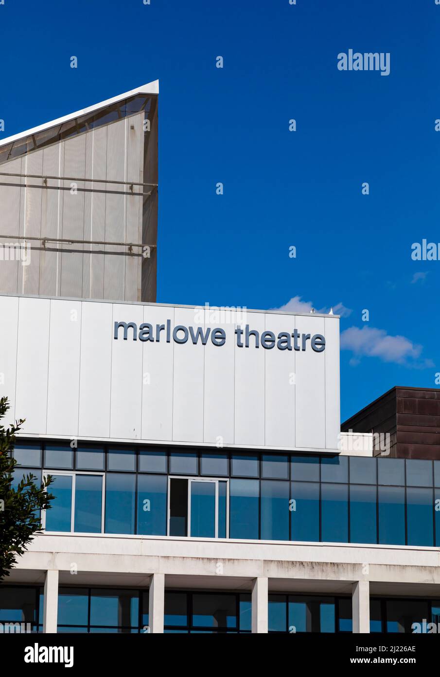 The Modern, Marlowe Theatre, Canterbury, Kent, England. Benannt nach Christopher, Kit, Marlowe. Dichter und Theaterautor, geboren in Canterbury. Kent, England Stockfoto