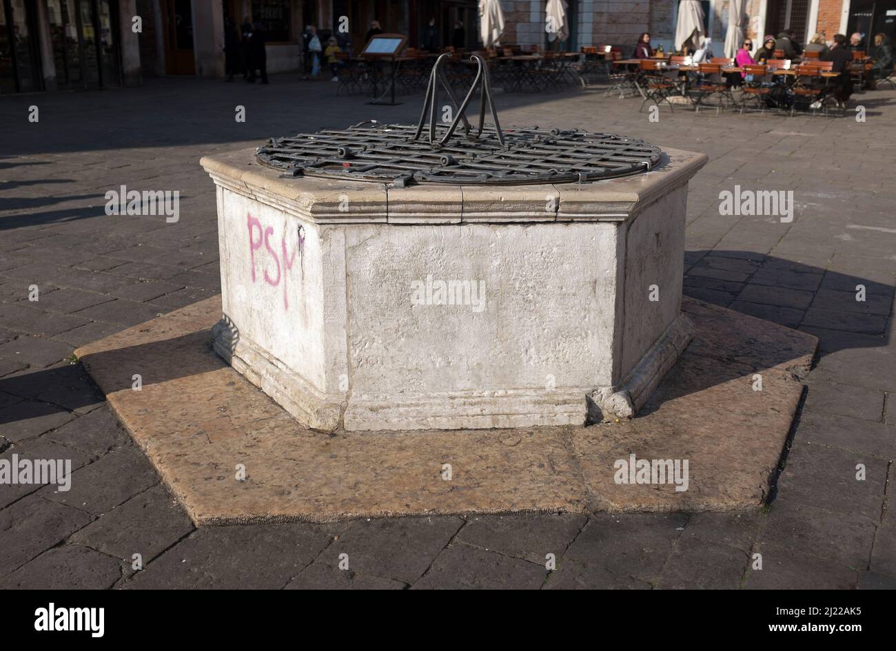 Ein Puteal Brunnen Kopf oder 'Vera Da Pozzo' Venedig Italien Stockfoto