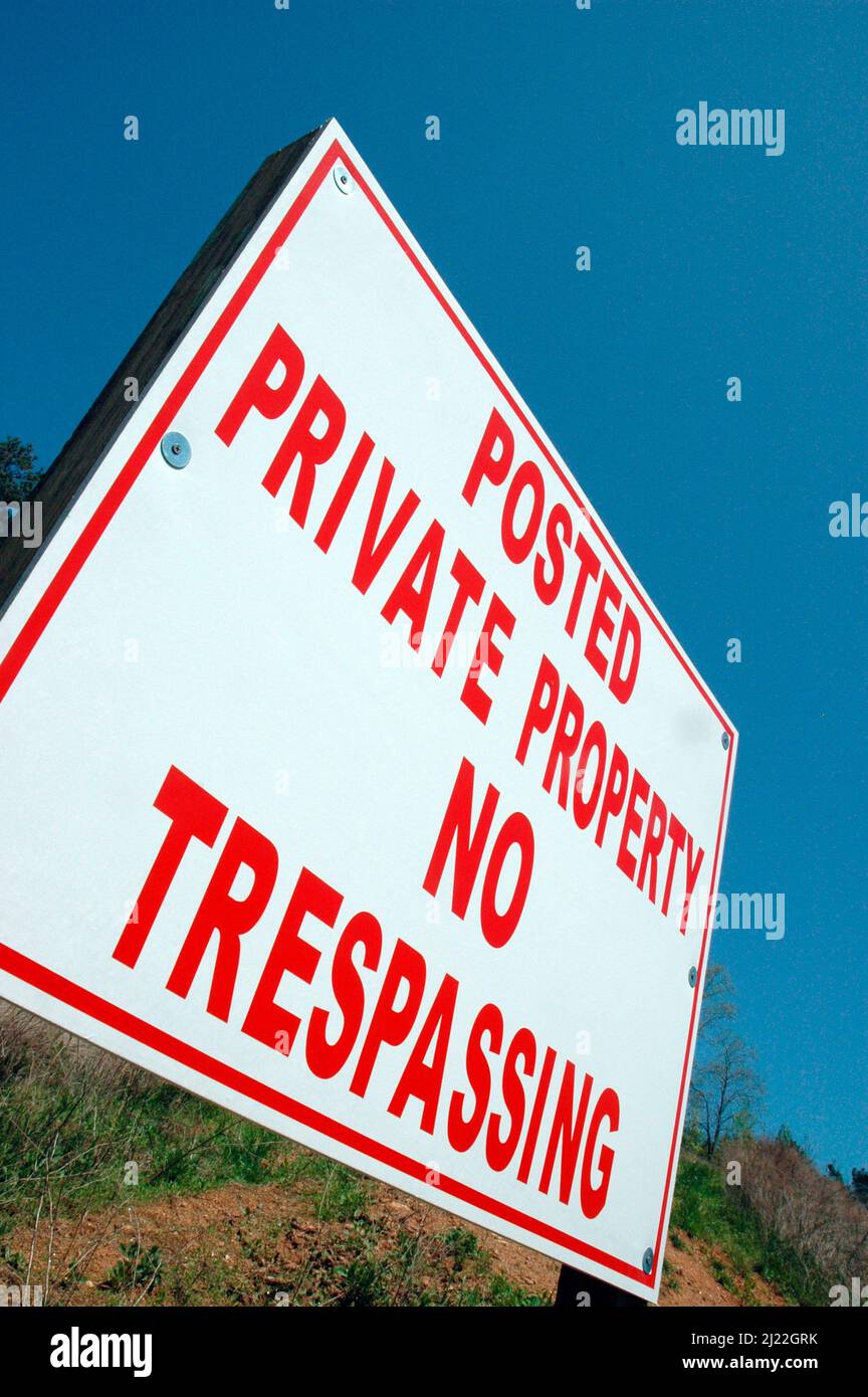 Halten Sie kein Hausfriedensbruch auf privates Eigentum anmelden Gewerbestandort im Land Stockfoto