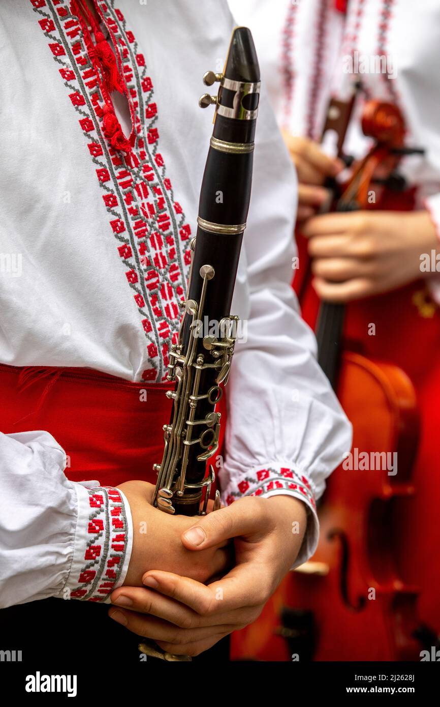 Junge Musiker in einem Chisinau-Park, Moldawien Stockfoto