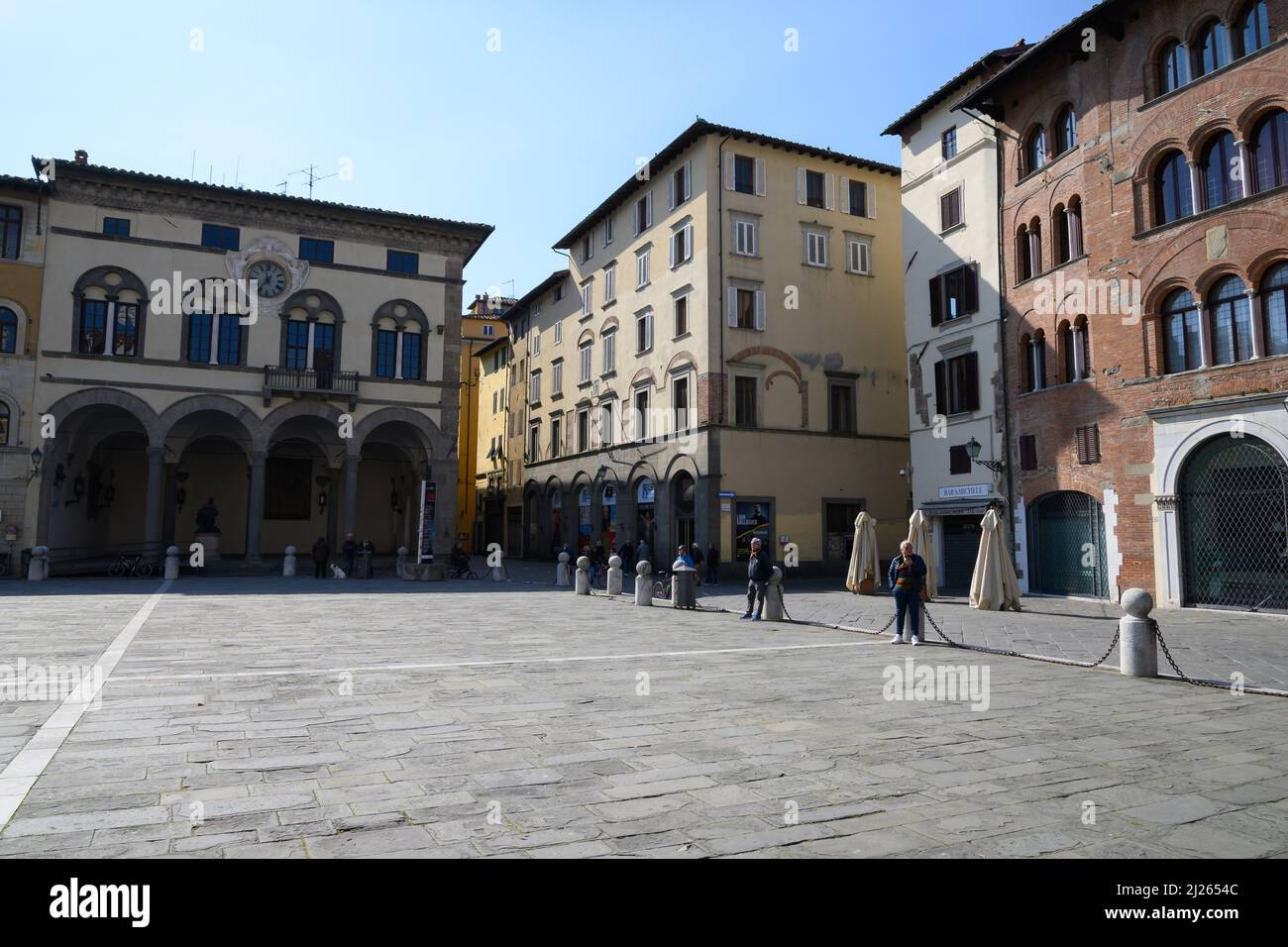 Lucca-März 2022-Italien die historische Piazza San Michele befindet sich im historischen Zentrum der Stadt! Stockfoto