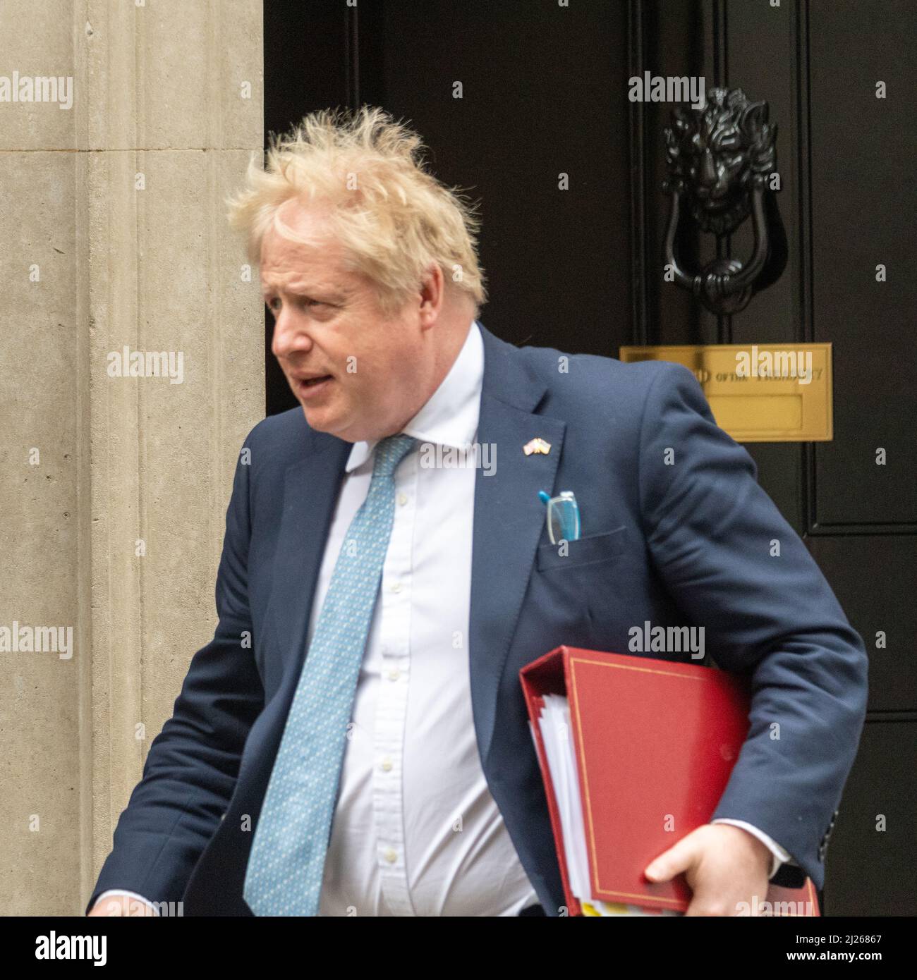 London, Großbritannien. 30. März 2022. Boris Johnson, MP, Premierminister, verlässt 10 Downing Street für PMQ Credit: Ian Davidson/Alamy Live News Stockfoto