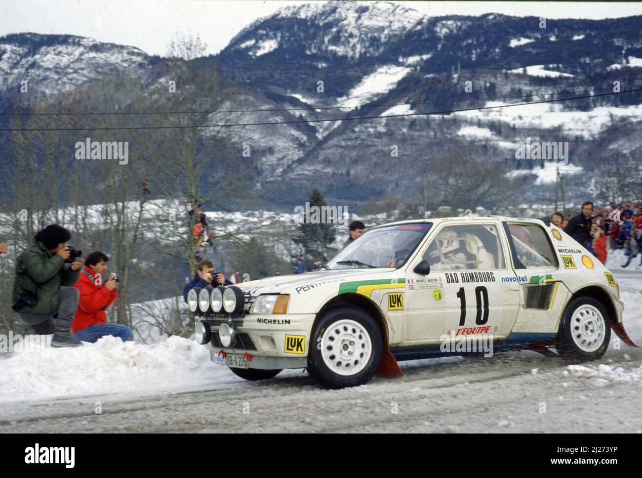 Michele Mouton (FRA) Terry Harryman (GBR) Peugeot 205 T16 GRB Peugeot Talbot Handler Stockfoto