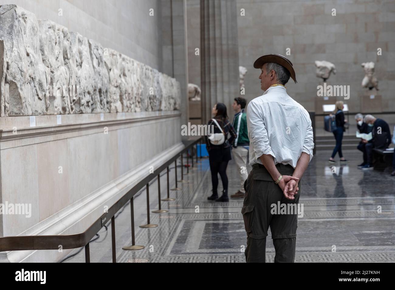 Griechische Parthenon-Murmeln und Skulpturen, aus dem Tempel der Athene, besser bekannt als die "Elgin-Murmeln", British Museum, London, Großbritannien Stockfoto