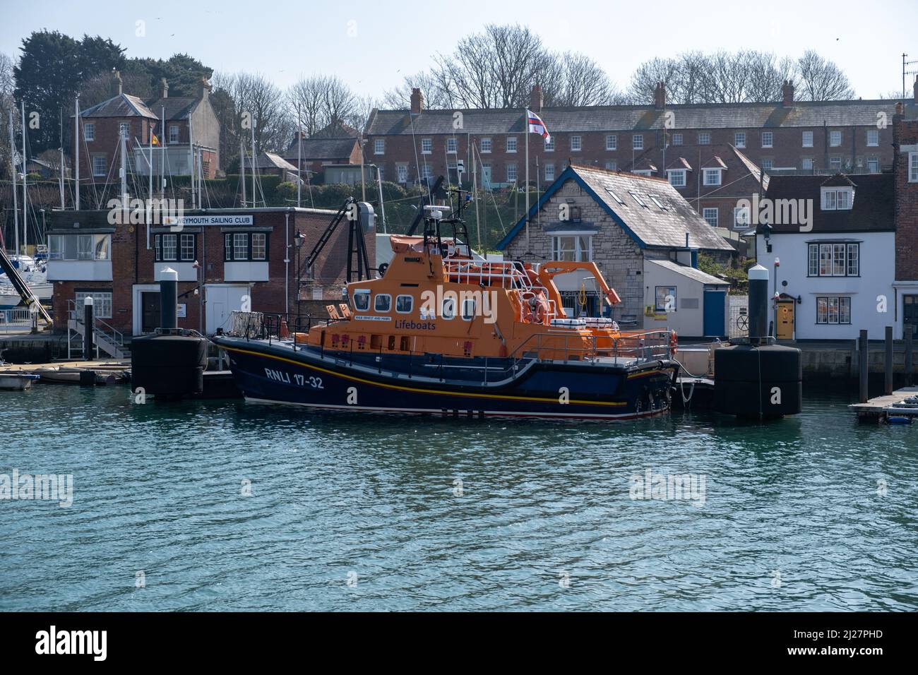 Royal National Life Boat vor Anker in Weymouth (März 22) Stockfoto