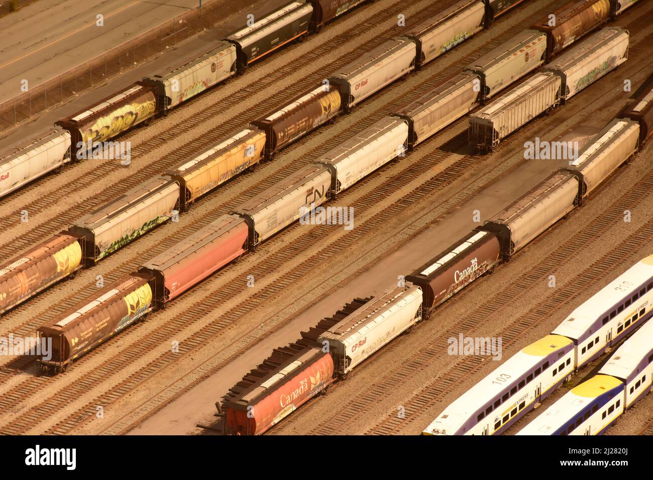 Eisenbahnaufmärschungshof und Züge, Vancouver, Kanada Stockfoto