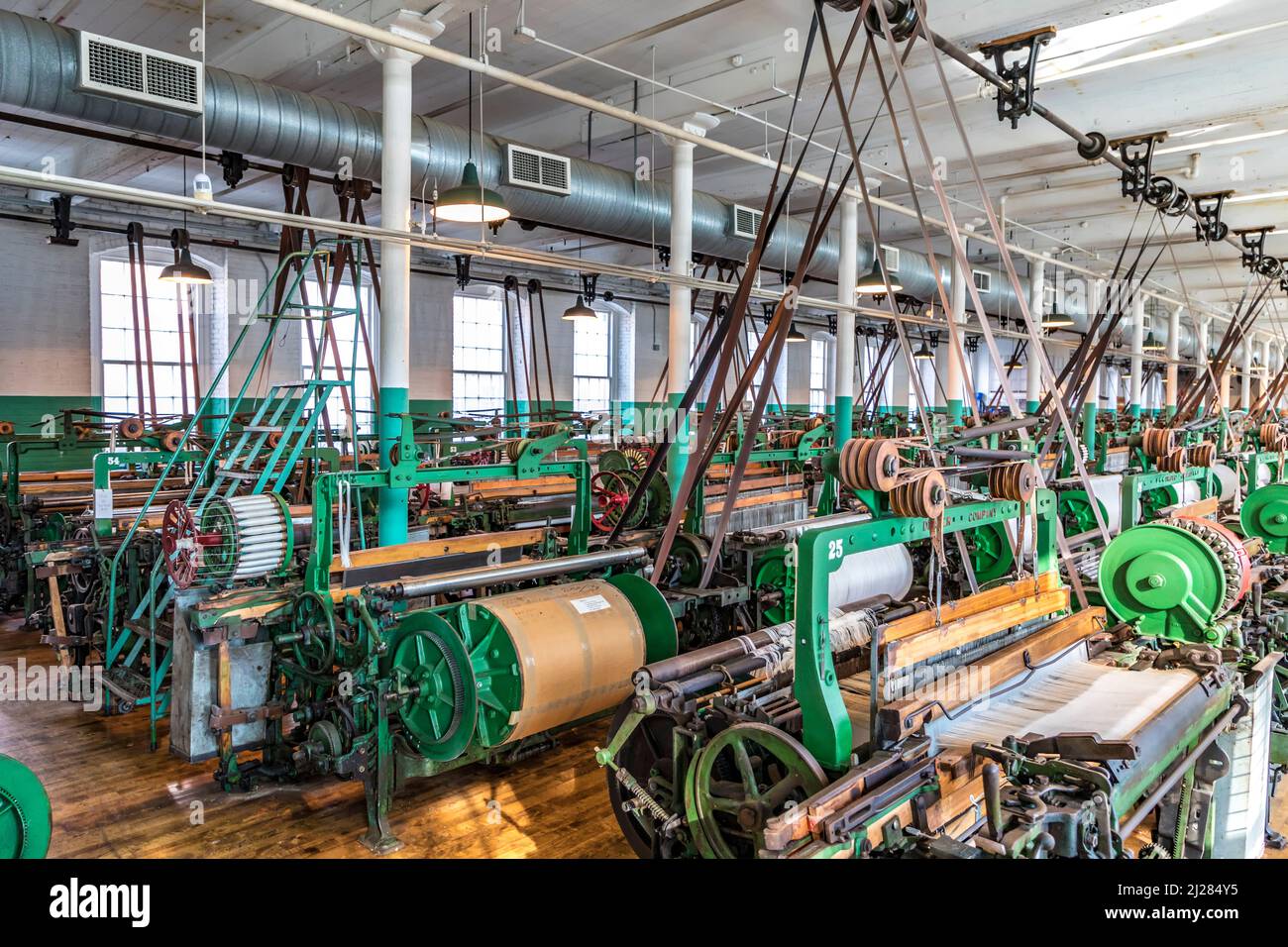 Lowell, USA - 26. September 2017: Besuch des Industriemuseums Boott Baumwollmühlen in Lowell, USA. Der Maschinenraum ist identisch mit dem funktionierenden Conditi Stockfoto