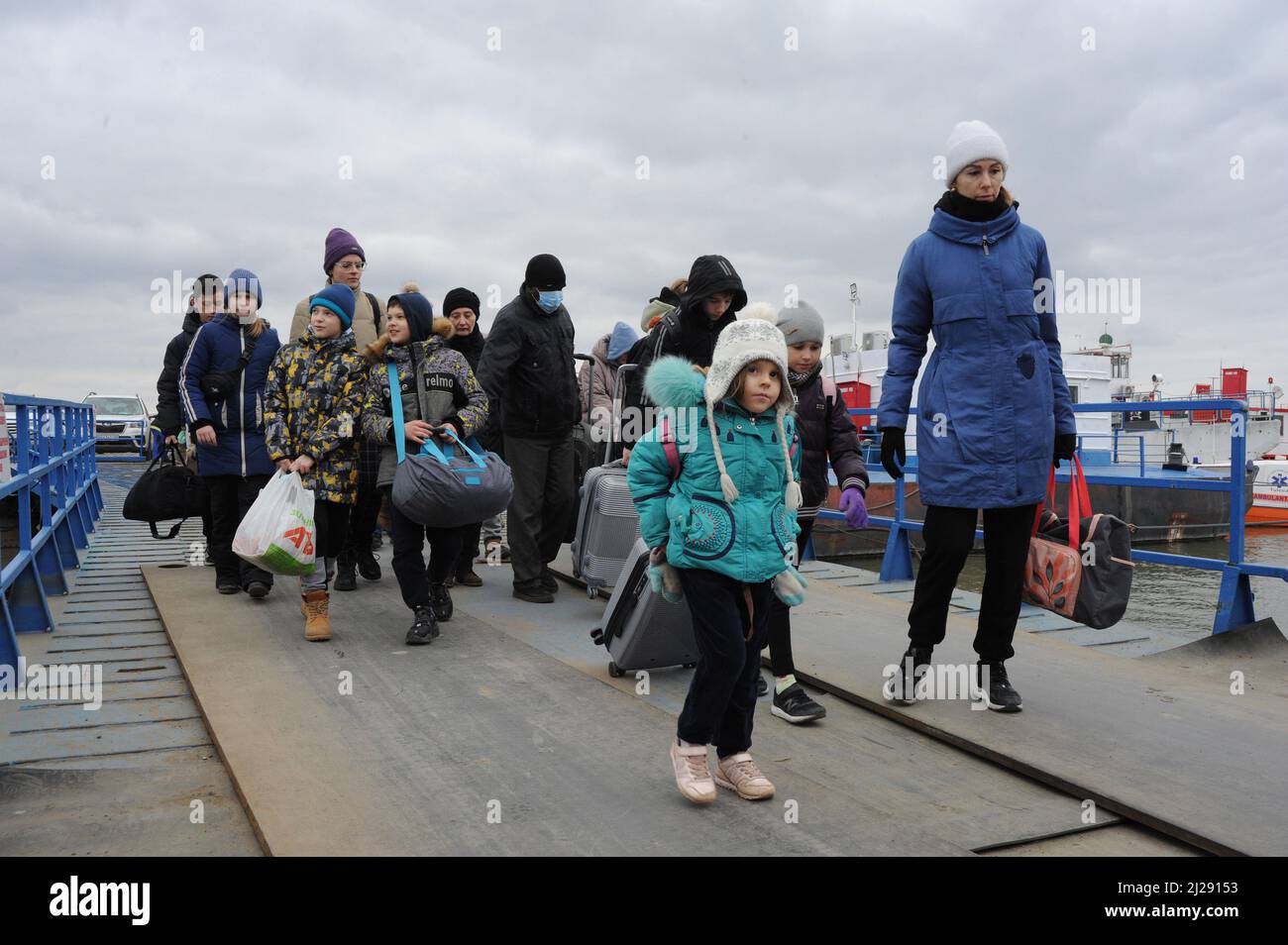 Aufnahme ukrainischer Flüchtlinge am Grenzposten isaccea - rumänien Stockfoto