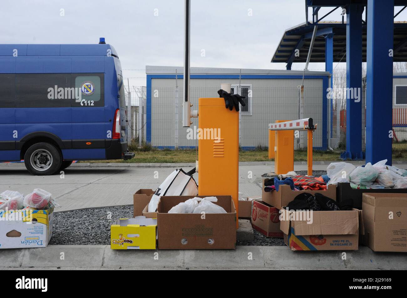 Aufnahme ukrainischer Flüchtlinge am Grenzposten isaccea - rumänien Stockfoto