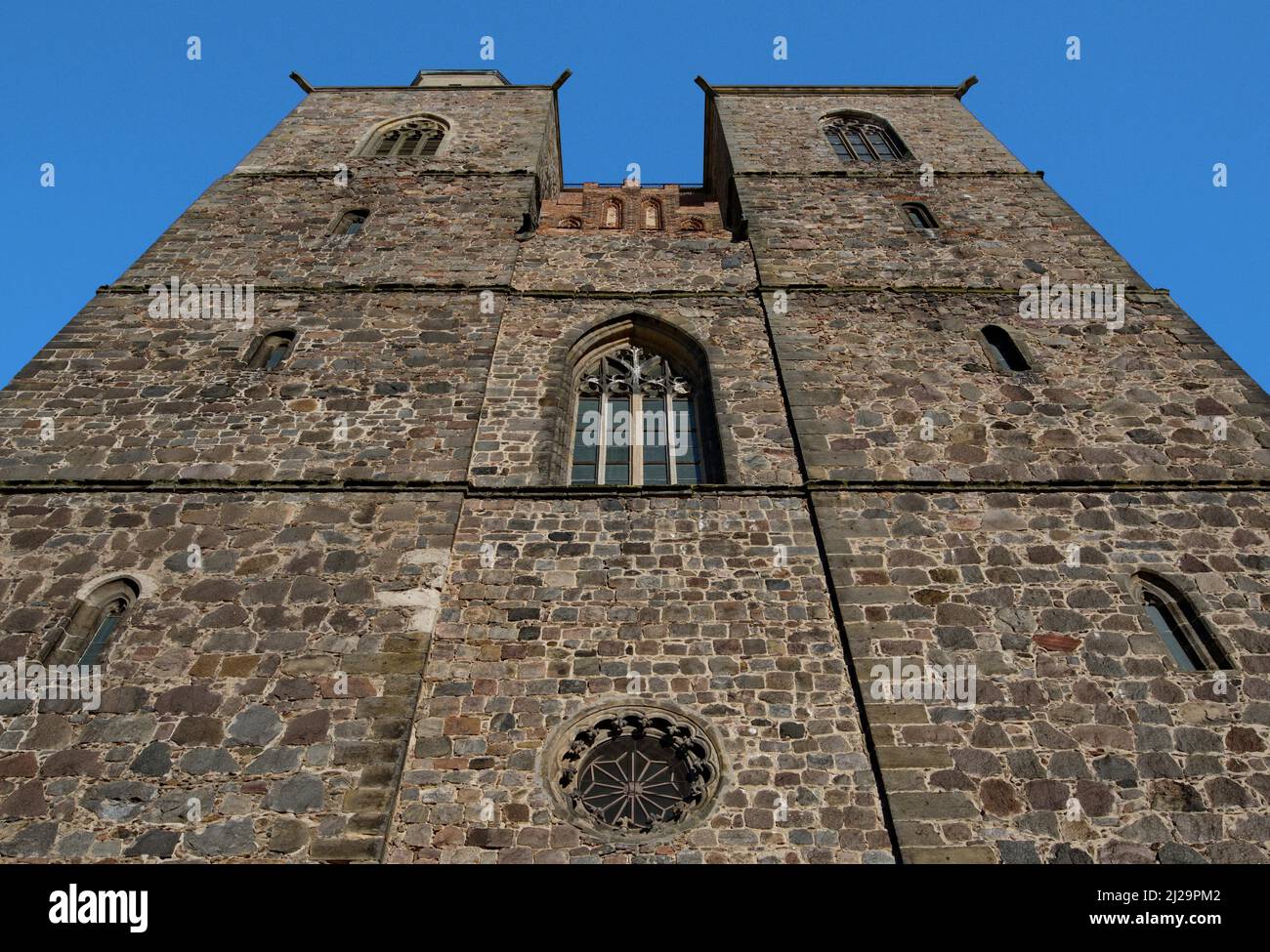 Fassade über dem Portal der Kirche St. Nikolai in Jueterbog, Bezirk Teltow-Flaeming, Brandenburg, Deutschland Stockfoto