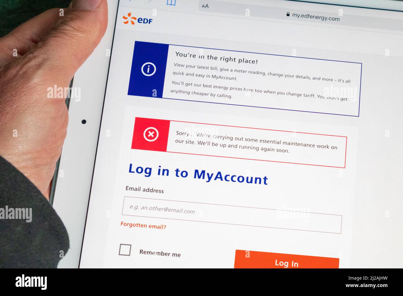 Ashford, Kent, Großbritannien. 31. März 2022. Da viele Menschen ermutigt werden, einen Online-Stromzähler einzureichen, ist die EDF-Website derzeit wegen Wartungsarbeiten nicht verfügbar. Foto: Paul Lawrenson/Alamy Live News Stockfoto