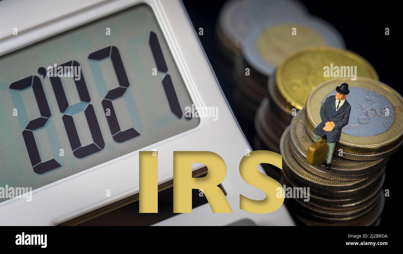 Internal Revenue Service IRS Einkommenssteuer 2021 Text Stockfoto