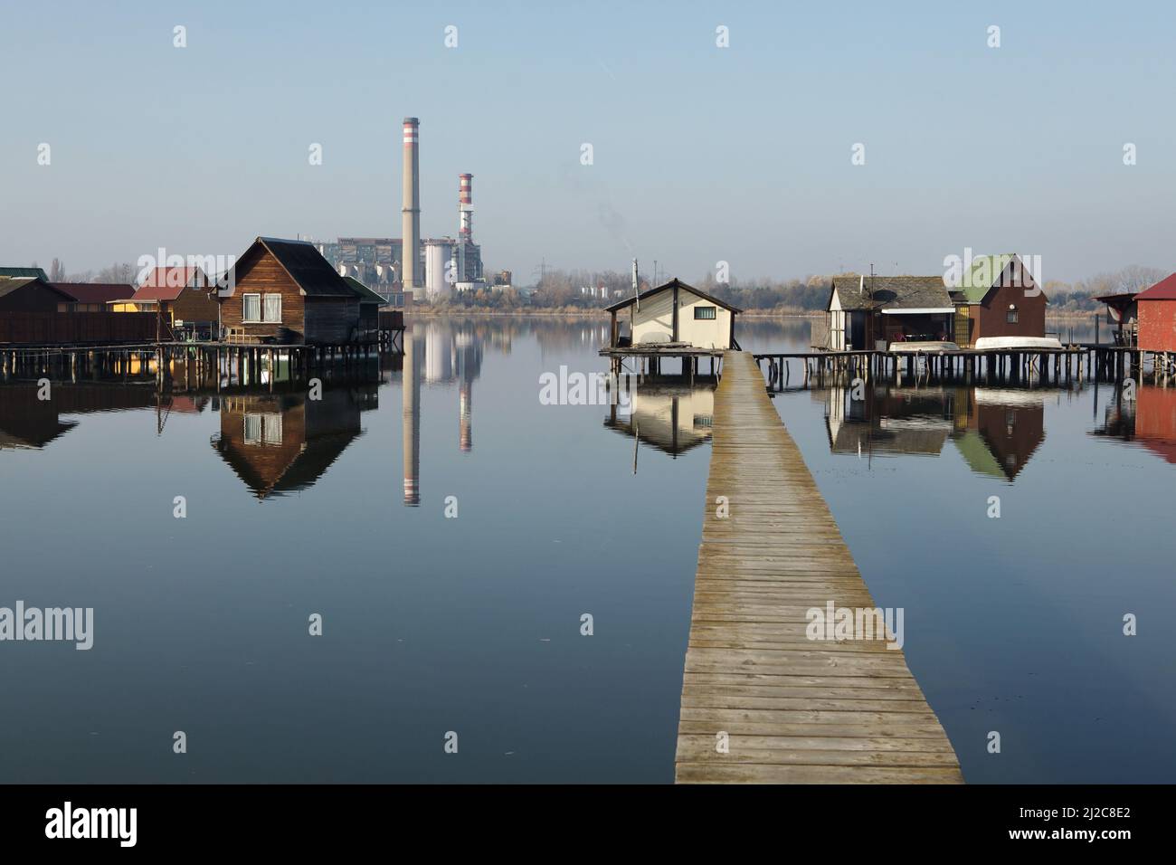 Bokod schwimmendes Dorf in der Nähe von Oroszlány in Ungarn. Stockfoto