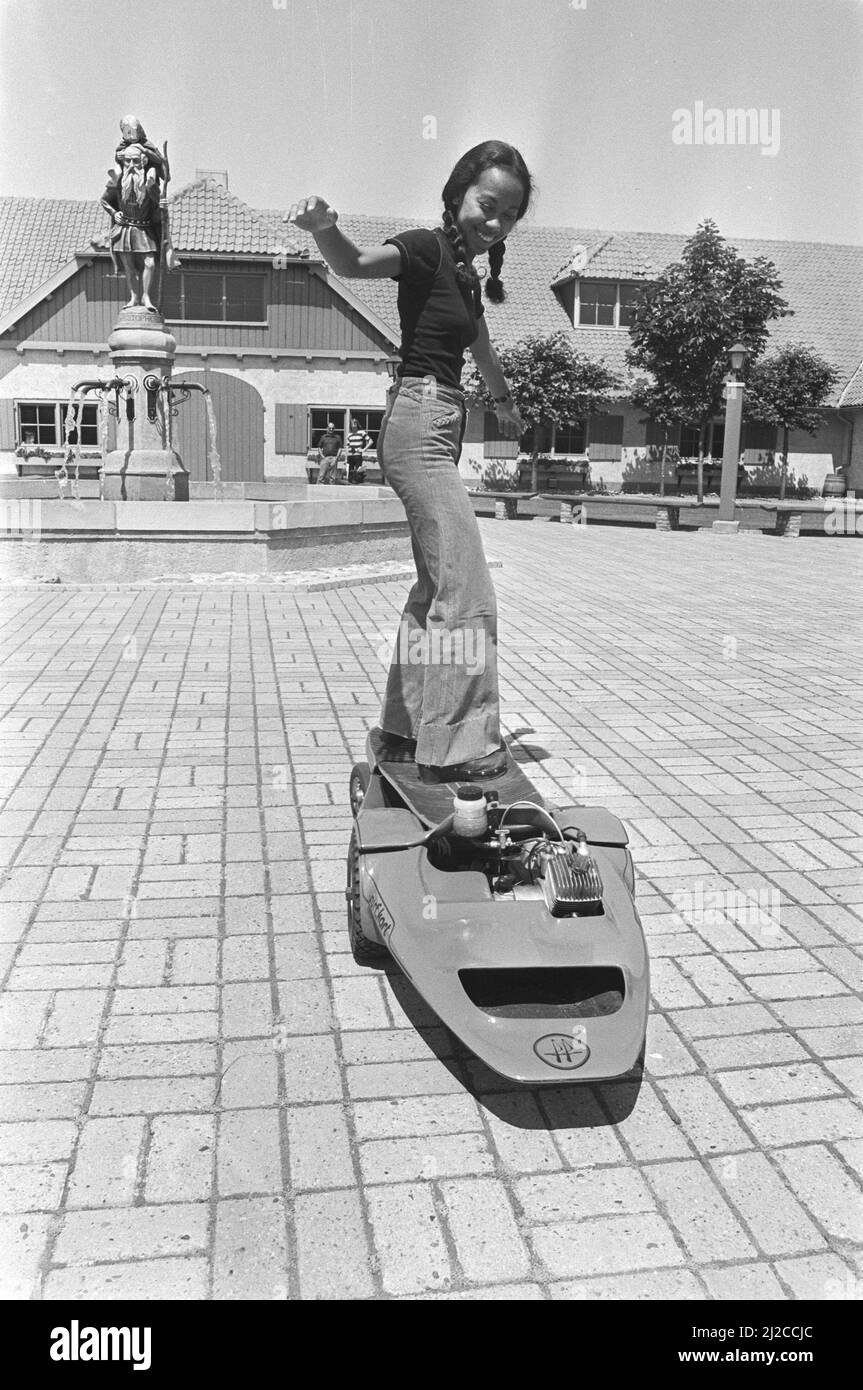 Wondermobielen im Automuseum in Drunen, ein Surfauto der Belgischen Franken Ca. 2. Juli 1976 Stockfoto