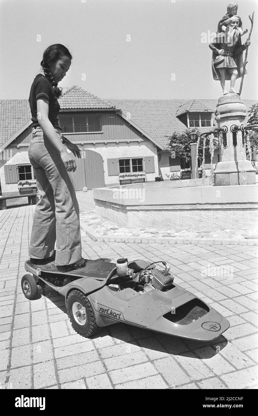 Wondermobielen im Automuseum in Drunen, ein Surfauto der Belgischen Franken Ca. 2. Juli 1976 Stockfoto