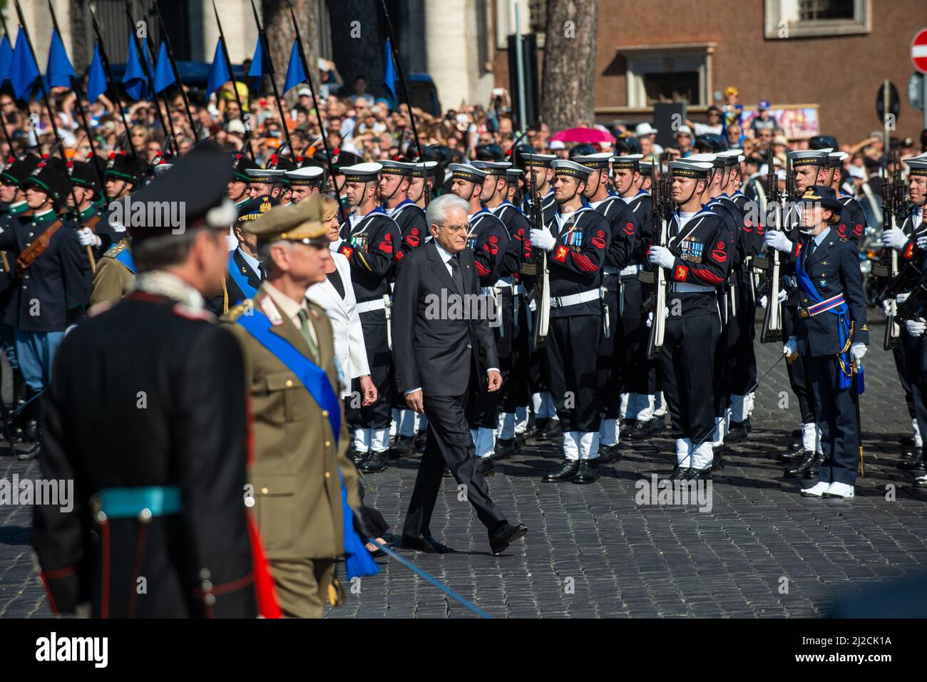 Rom, Italien 02/06/2015: Zeremonie auf dem Altar des Vaterlandes Anlässlich des Tages der Republik überprüft der Präsident der Republik Sergio Mattarella die entsandt Unternehmen. ©Andrea Sabbadini Stockfoto