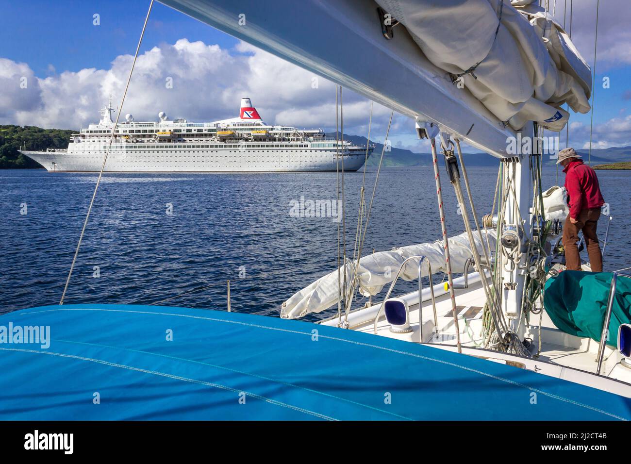 Anker vor dem Hafen von Tobermory Stockfoto