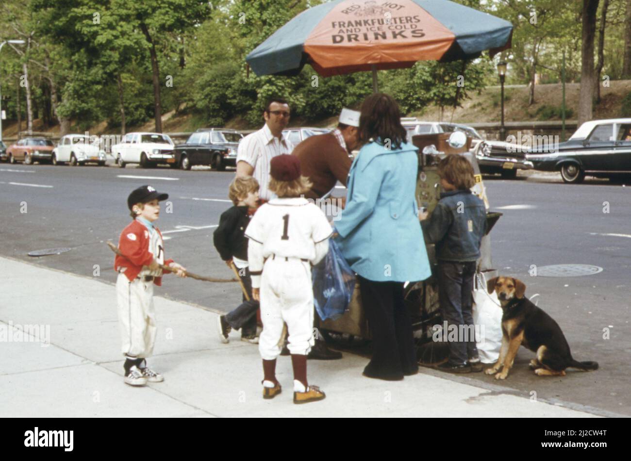 Softdrink-Stand in der Nähe des Prospect Park in Brooklyn Ca. 1973 Stockfoto