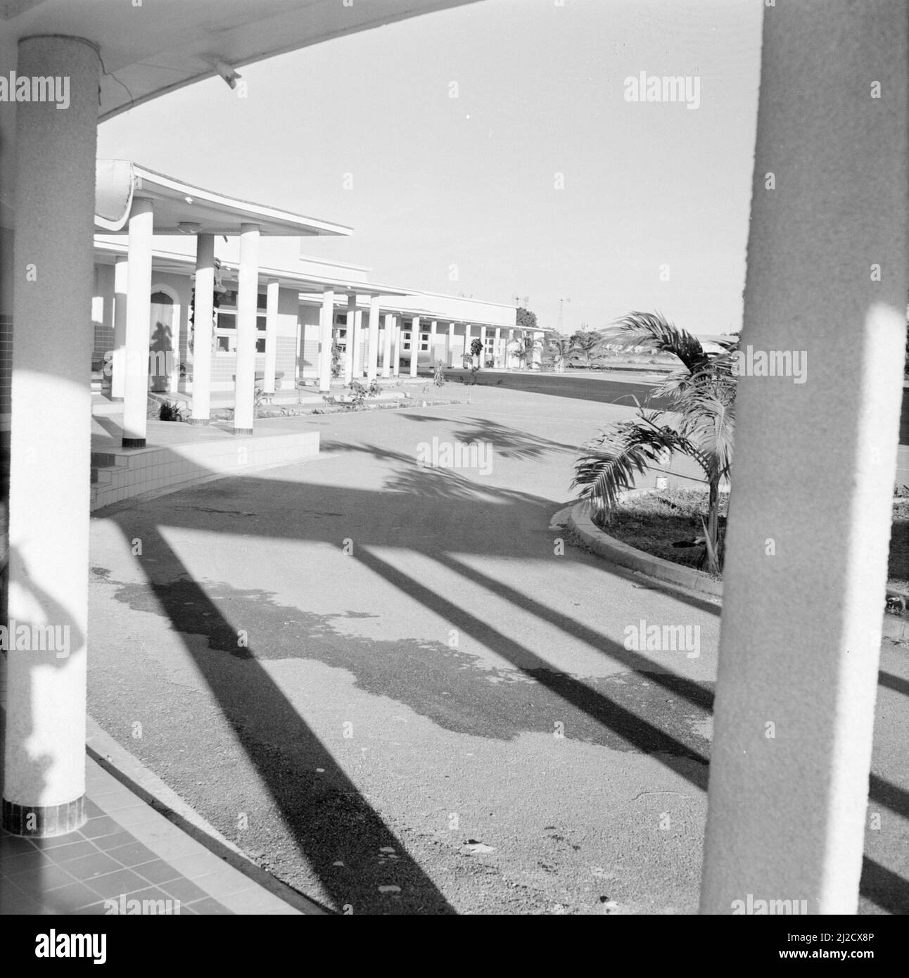 Das Peter Stuyvesant College in Willemstad ca. Oktober 1955 Stockfoto