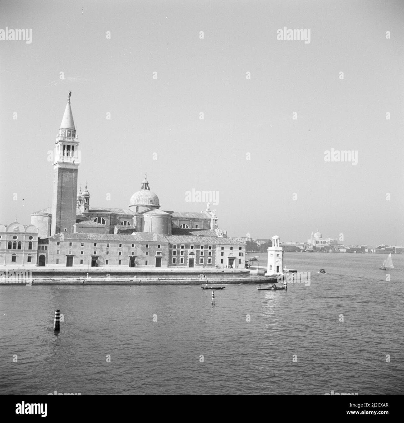 Markusplatz fotografiert vom Schiff Esperia um: Mai 1953 Stockfoto