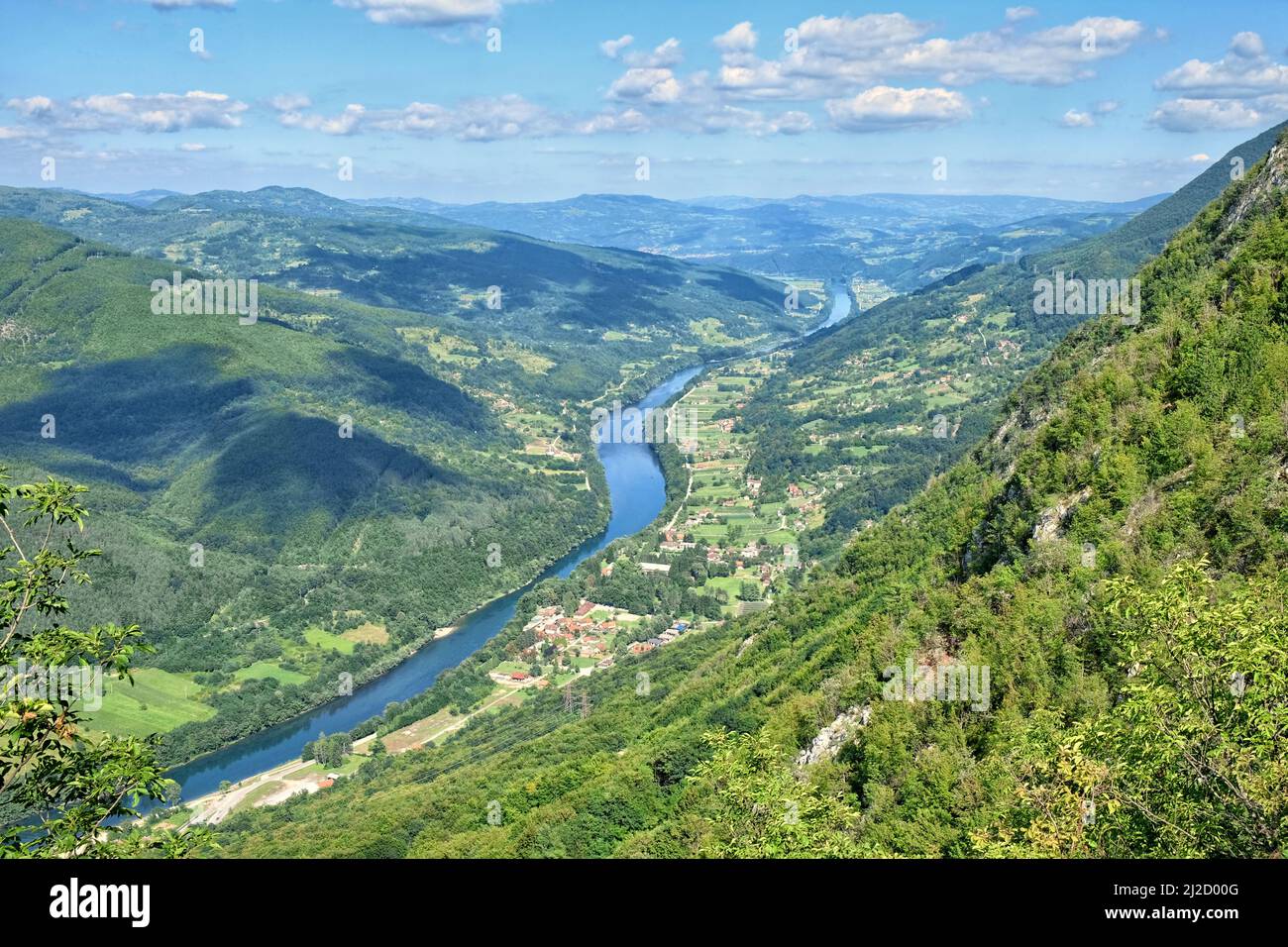 Winding River Drina, Serbien Stockfoto