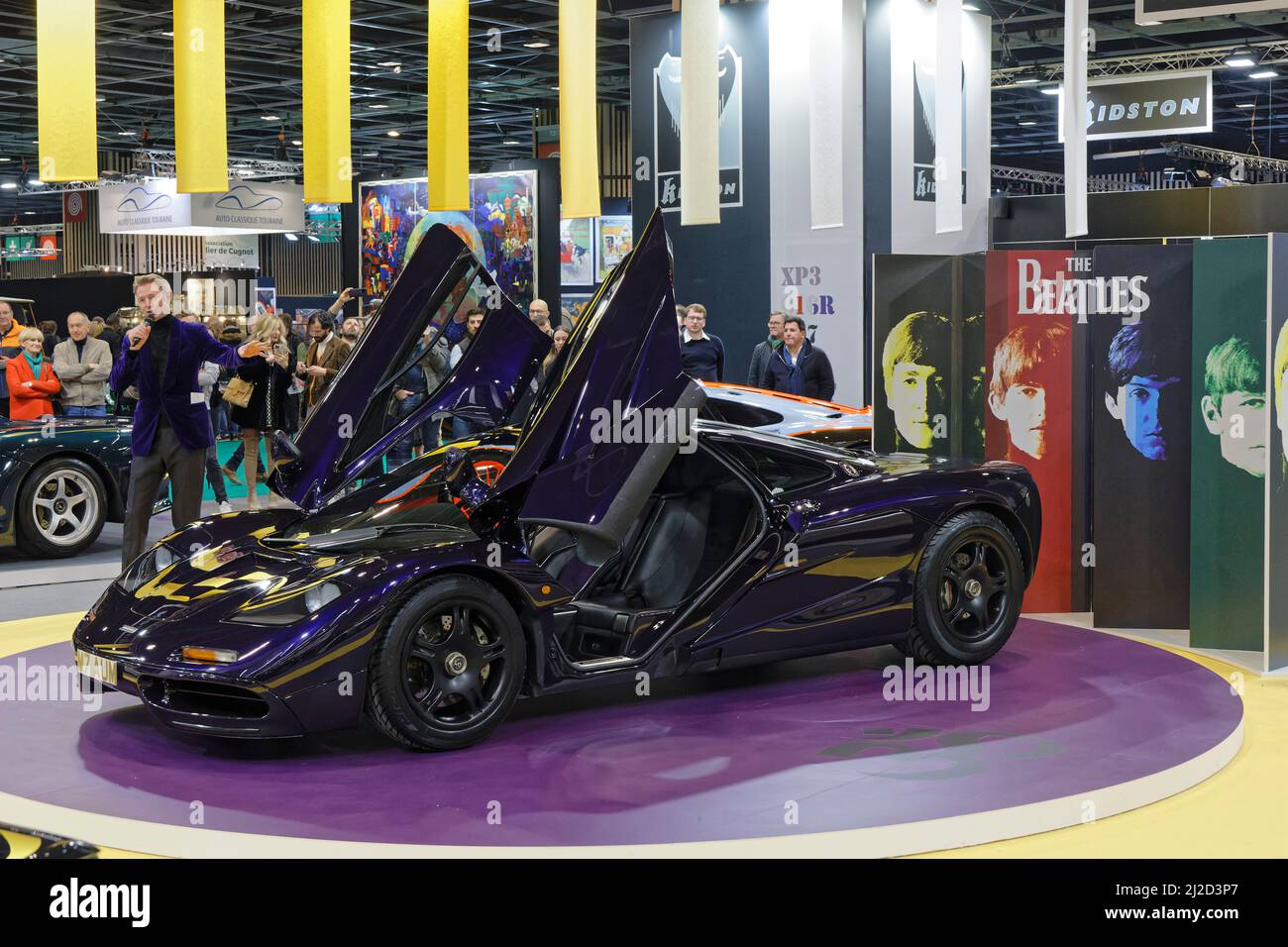 Paris, Frankreich. 15. März 2022, Retromobile Show mit Oldtimern in Paris, Frankreich .Credit : Gerard Crossay/Alamy Stock Photo Stockfoto