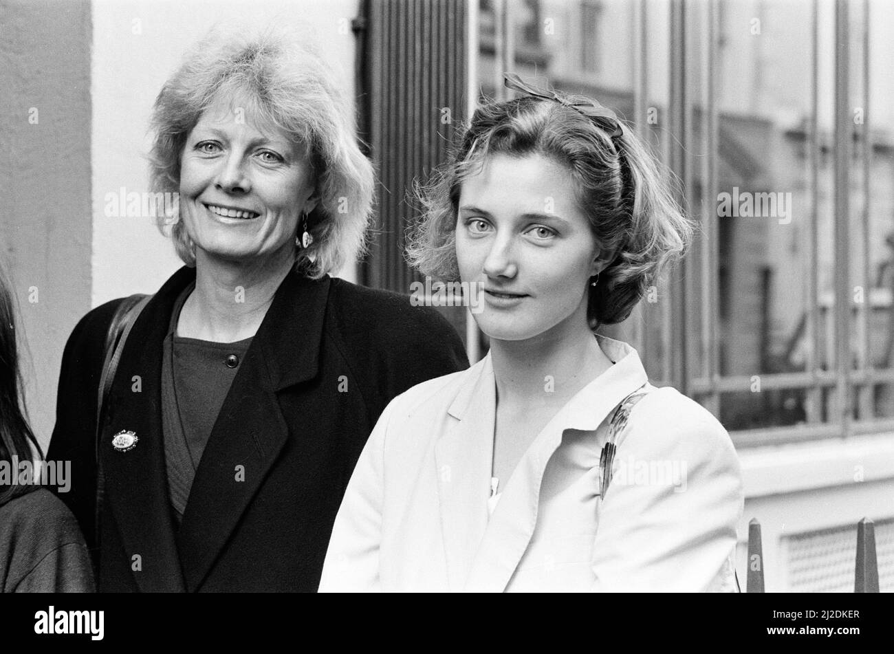 Die Schauspielerin Vanessa Redgrave und ihre Tochter Joely Richardson spielen gemeinsam in dem neuen Film „Wetherby“, der letzte Woche den renommierten Goldenen Bären für den besten Film der Berliner Festspiele erhielt. 5.. März 1985. Stockfoto