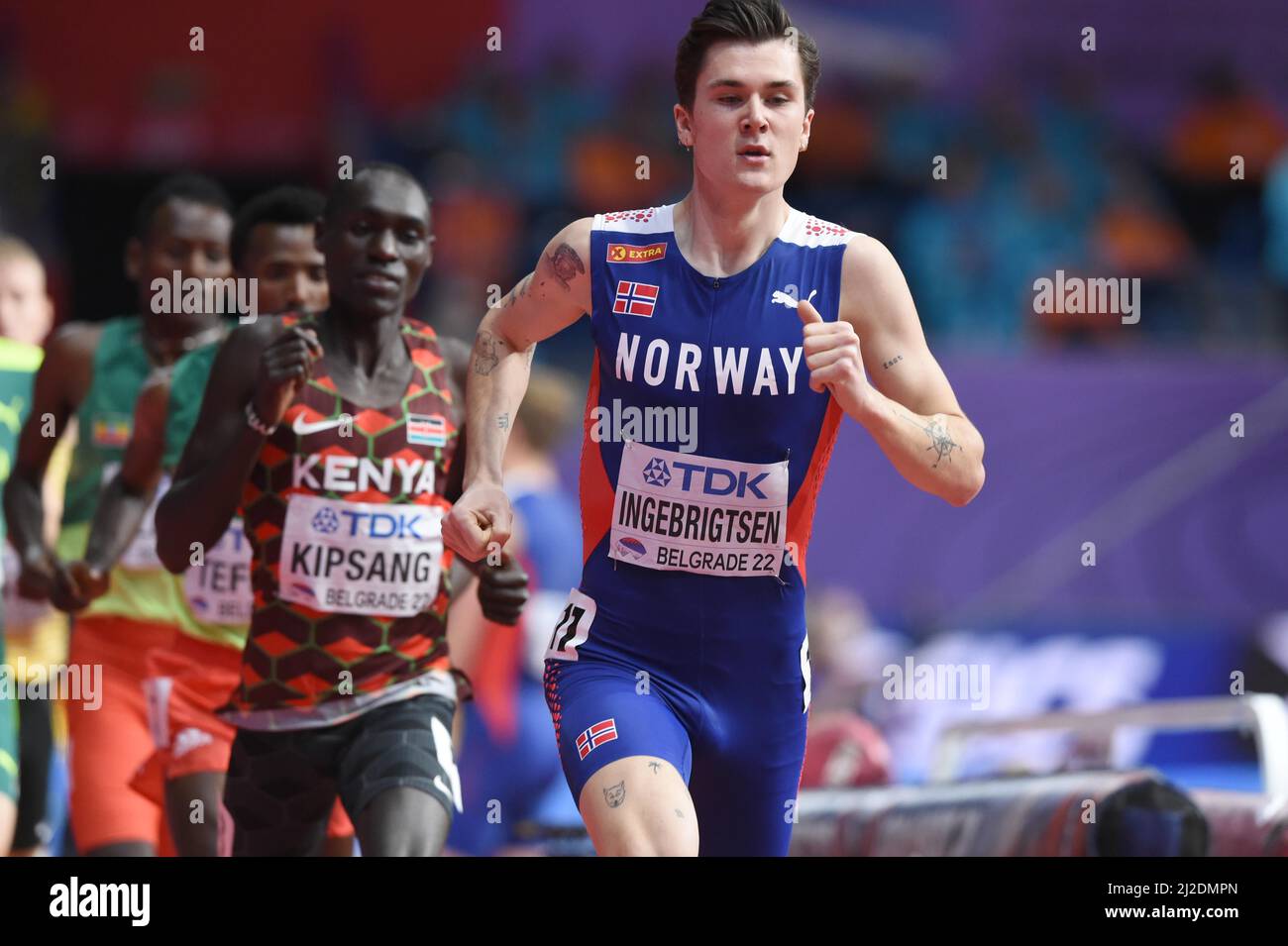 Jakob Ingebrigtsen (NOR) wird Zweiter im Jahr 1.500m in 3:33,02during die Leichtathletik-Hallenweltmeisterschaften, Sonntag, 20. März 2022, in Belgrad, Ser Stockfoto