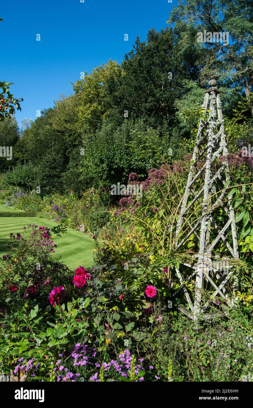 Gardens at West Green House, Hampshire, England, Großbritannien Stockfoto
