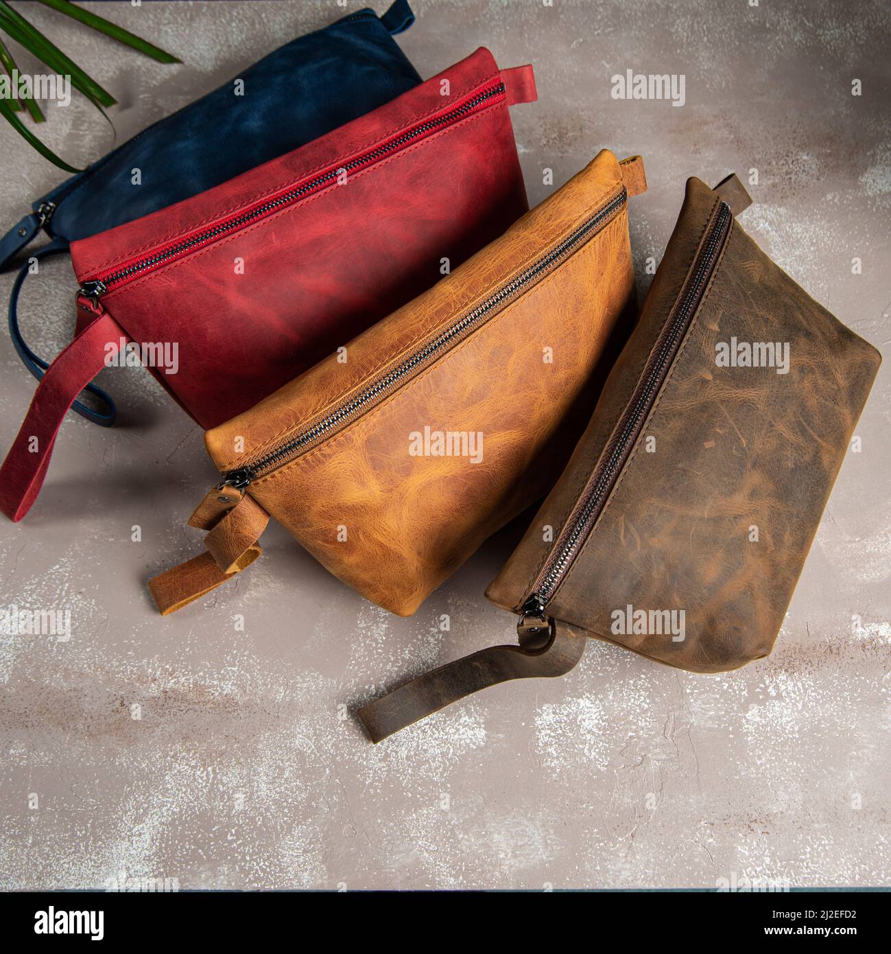 Handgemachte Leder Make-up-Taschen für den Alltag tragen Make-up-Kits Stockfoto