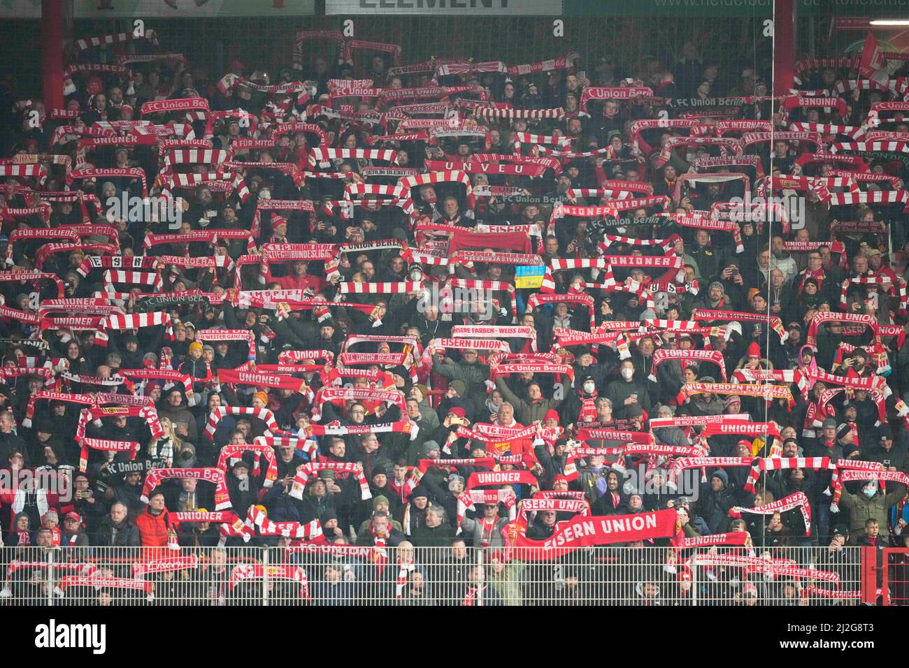 1. April 2022: Fans beim FC Union Berlin gegen den FC Köln, an der Alten FÃ¶rsterei, Berlin, Deutschland. Kim Price/CSM. Stockfoto