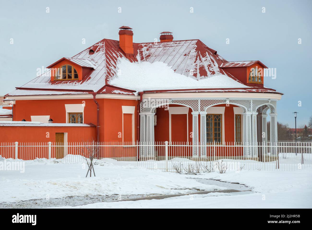 PUSCHKIN, RUSSLAND - 08. MÄRZ 2022: Fragment der Kaiserlichen Farm in der Zarskoje Selo (Puschkin), Russland Stockfoto