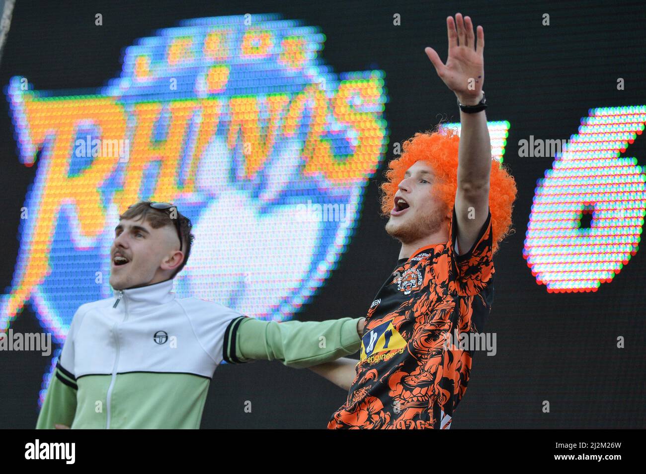 Leeds, England - 26.. März 2022 - Castleford Tigers Fans. Rugby League Betfred Challenge Cup Leeds Rhinos vs Castleford Tigers im Headingley Stadium, Leeds, Großbritannien Dean Williams Stockfoto