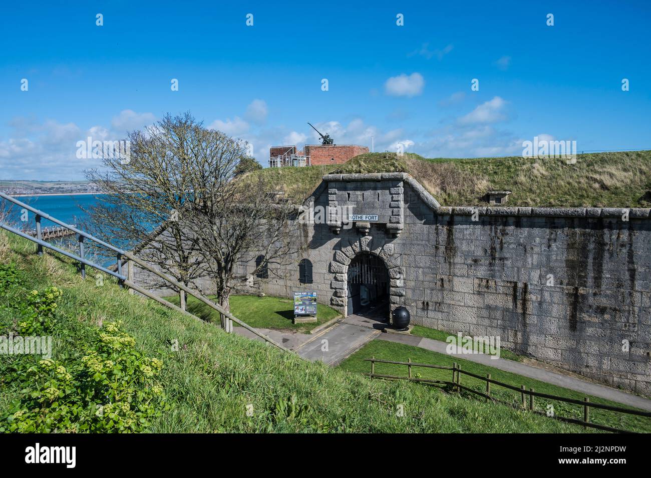 NoThe Fort Meant Nose befindet sich über dem Eingang zum Hafen von Weymouth und Portland, das Fort wurde zwischen 1860-1872 erbaut, um den Hafen zu schützen. Stockfoto