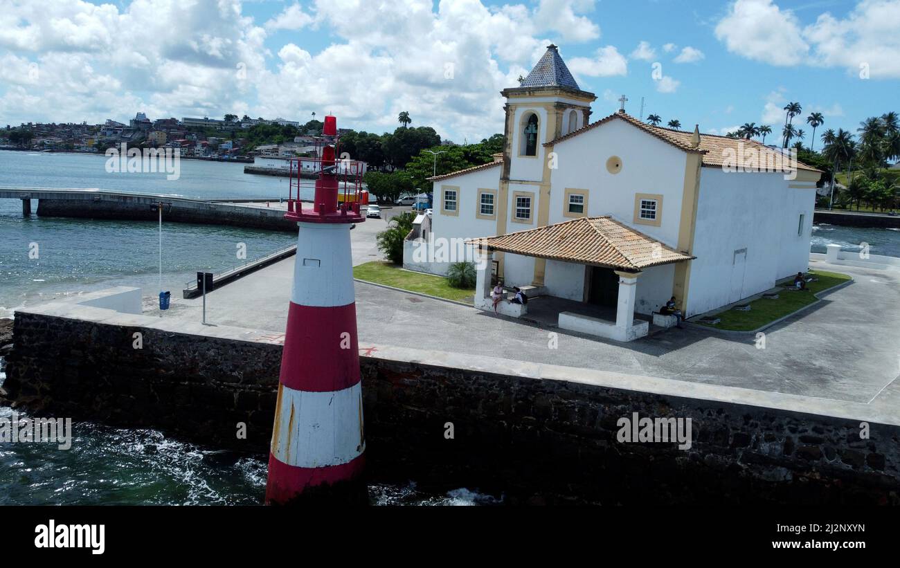 salvador, bahia, brasilien - 28. märz 2022:Kirche und Kloster Nossa Senhora do Monte Serrat in der Region Ponta de Humaita in der Stadt Salvador Stockfoto