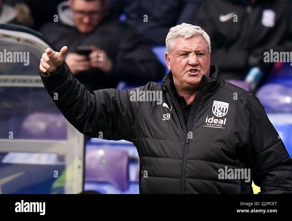 Steve Bruce, der Manager von West Bromwich Albion, während des Sky Bet Championship-Spiels in St. Andrew's, Birmingham. Bilddatum: Sonntag, 3. April 2022. Stockfoto