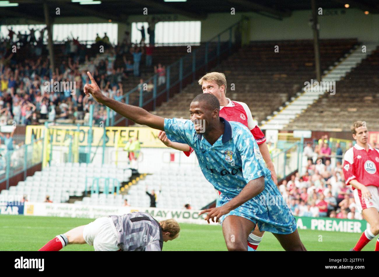 Spiel der englischen Premier League, Coventry City 2 -1 Middlesbrough in Highfield Road. 15.. August 1992. Stockfoto