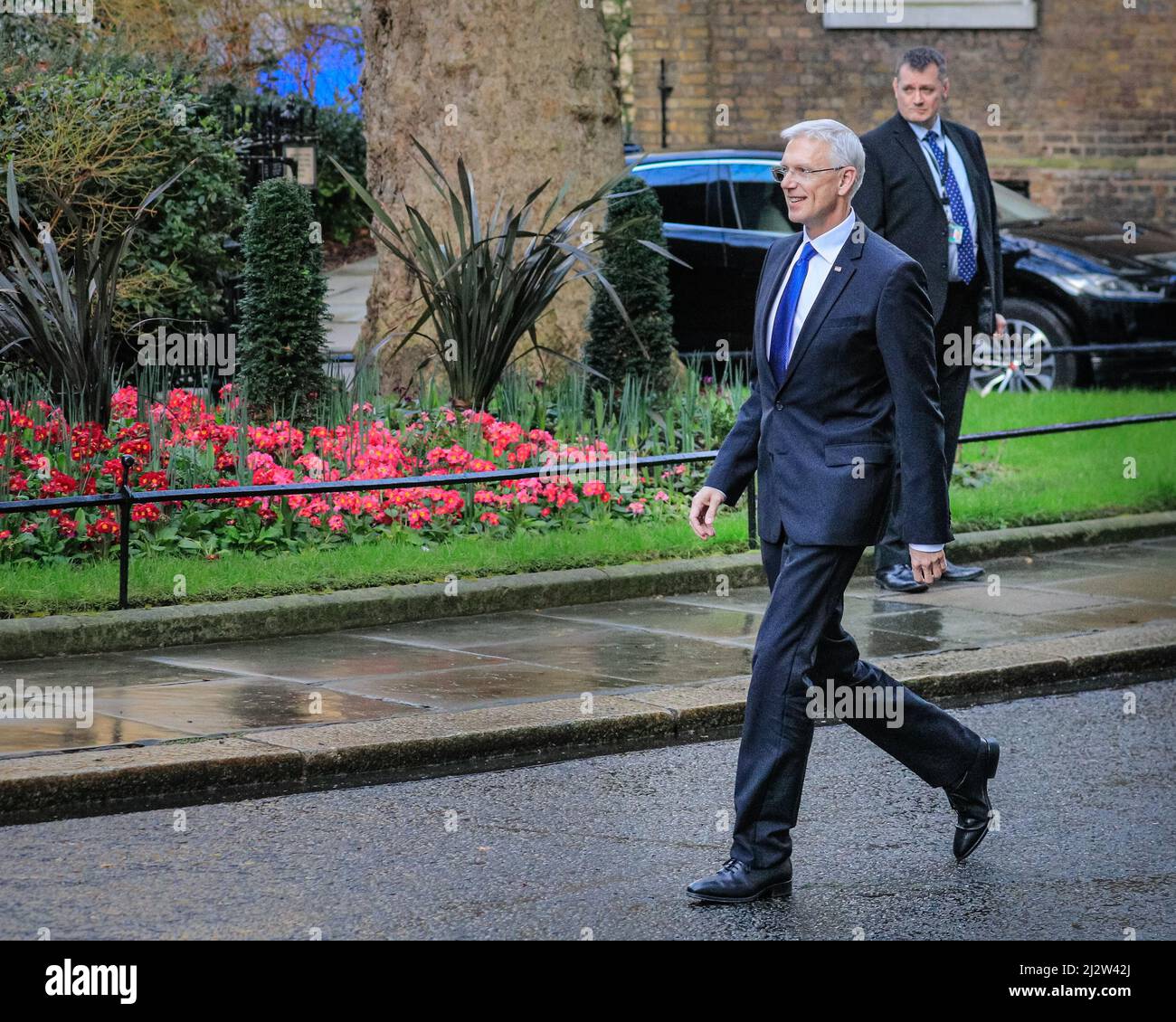 Der lettische Premierminister Arturs Krišjānis Kariņš besuchte in der Downing Street die führenden Politiker des Baltischen Königreichs, London, Großbritannien Stockfoto