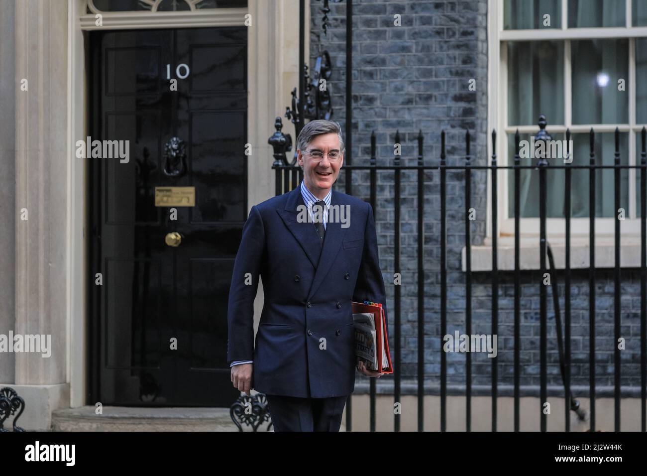 Der Abgeordnete Jacob Rees-Mogg, Lord President of the Council, Vorsitzender des Unterhauses, verlässt die Downing Street 10, London, Großbritannien Stockfoto