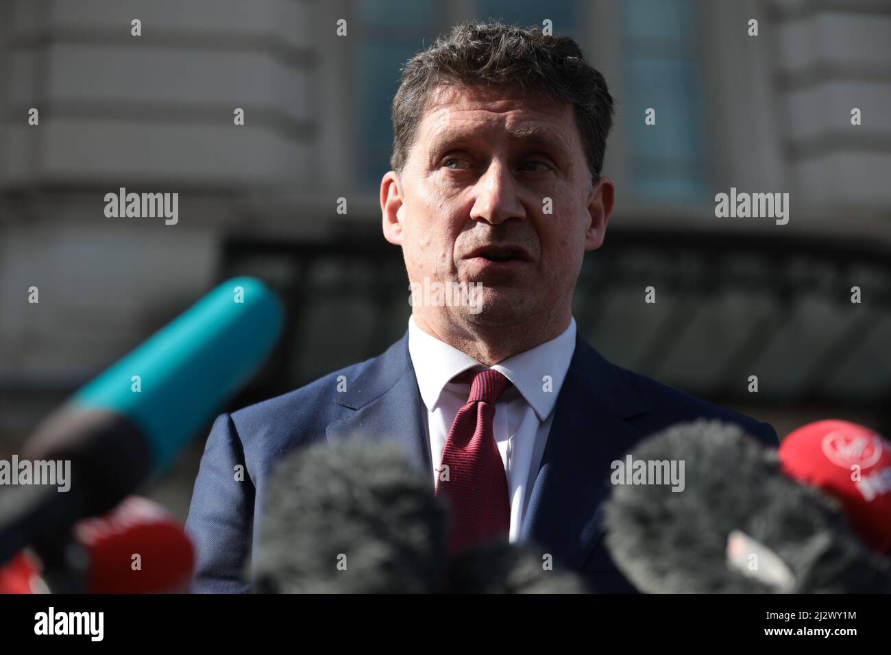 Datei-Foto vom 15/03/22 des Ministers für Umwelt, Klima und Kommunikation Eamon Ryan, der sagte, die Regierung werde vorrangig Menschen helfen, die am stärksten von Kraftstoffarmut bedroht sind, durch eine Reihe von spezifischen Maßnahmen zur Linderung der steigenden Lebenshaltungskosten. Stockfoto