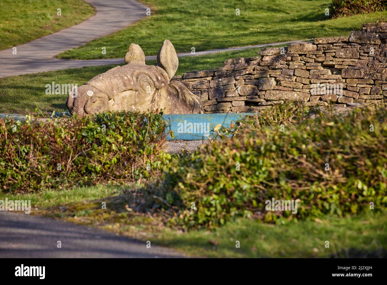 Cottam, Preston, Lancashire. „War Horse to Water“ Village Green Thompson Dagnall Sculptor Stockfoto