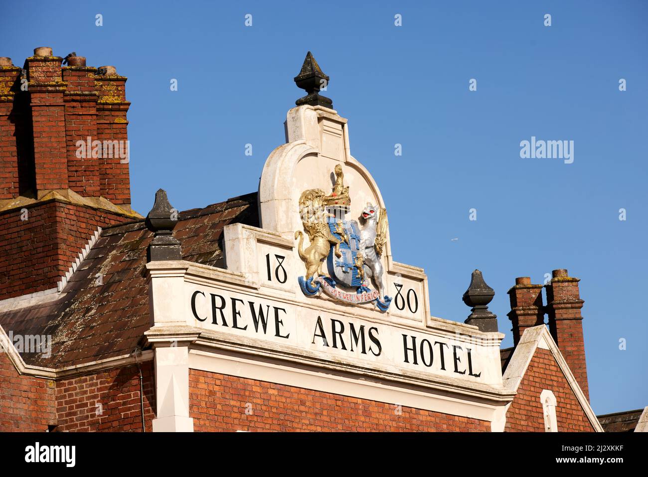 Crewe, Che-Hire. Das erste konstruierte Bahnhotel, erbaut 1830 im Best Western Crewe Arms Hotel Stockfoto