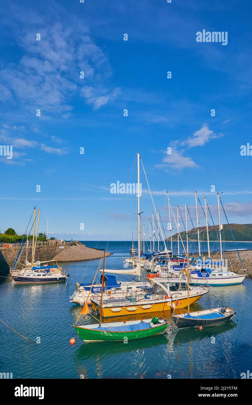 Boote im Hafen, Porlock Weir, Somerset Stockfoto