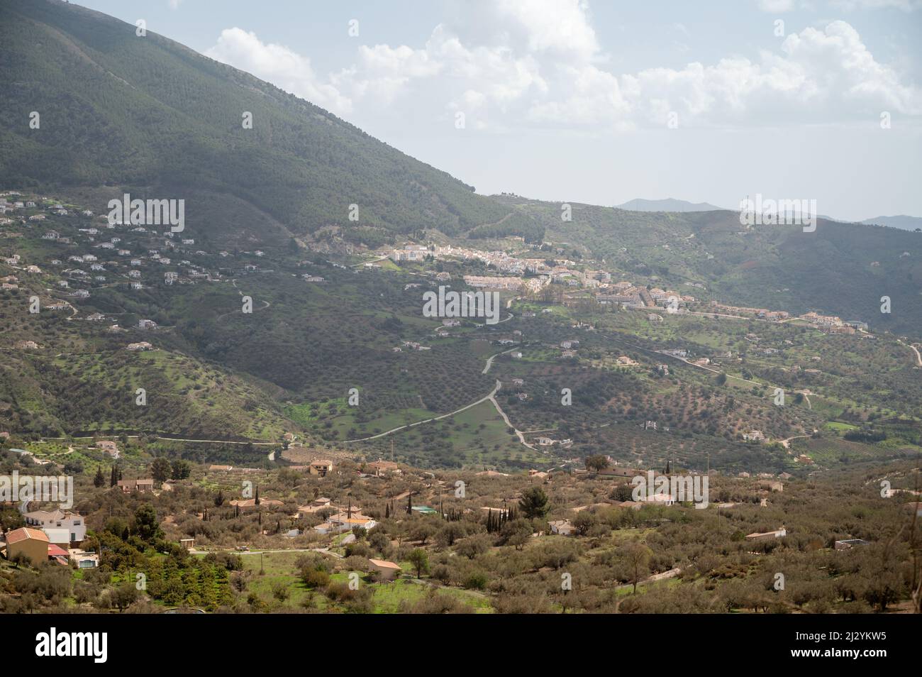 Frühling in der Sierra de Tejeda Gebirge in der Nähe von Malaga, Andalusien, Spanien Stockfoto