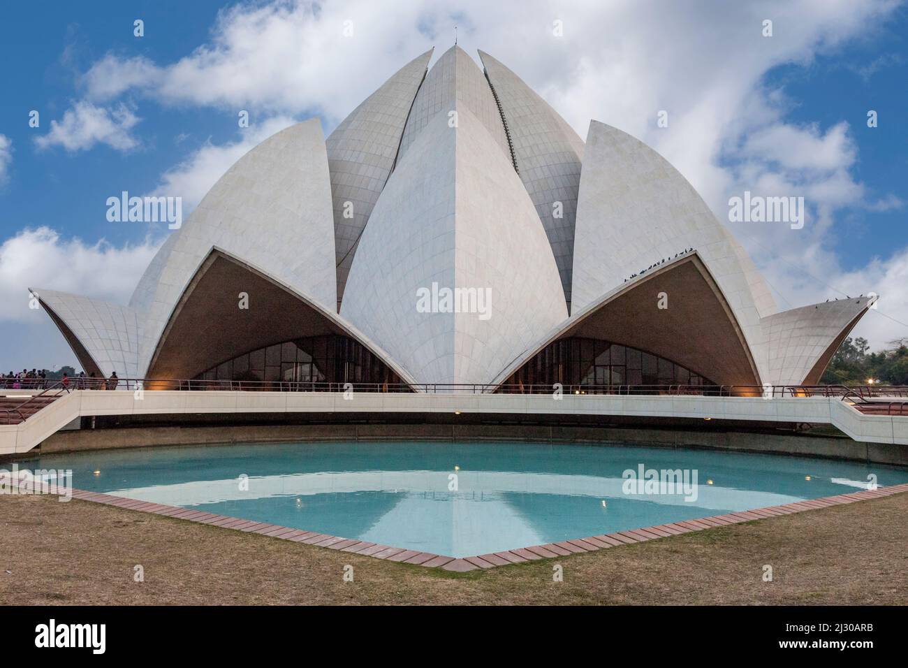 Neu-Delhi, Indien. Baha'i-Tempel, am frühen Abend. Stockfoto