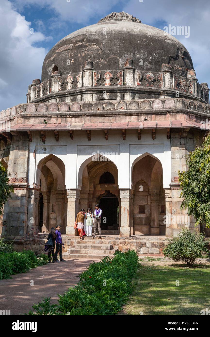 Neu-Delhi, Indien. Lodi Gardens. Grab von Sikandar Lodi, dem zweiten Herrscher der Lodi-Dynastie. 1489-1517. Stockfoto