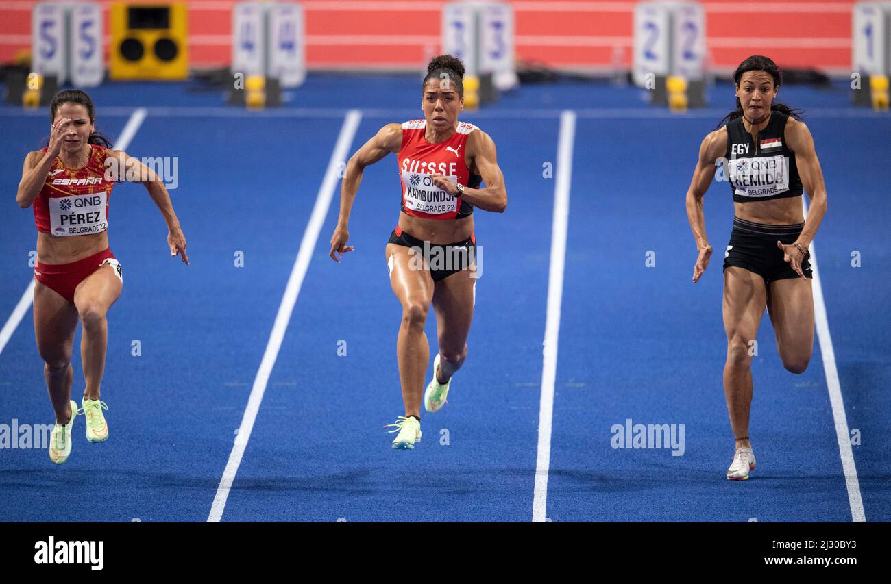 Maria Isabel Perez, Mujinga Kambundji und Bassant Hemida treten am ersten Tag der Leichtathletik-Hallenweltmeisterschaften Bel in den 60m Damen-Läufen an Stockfoto